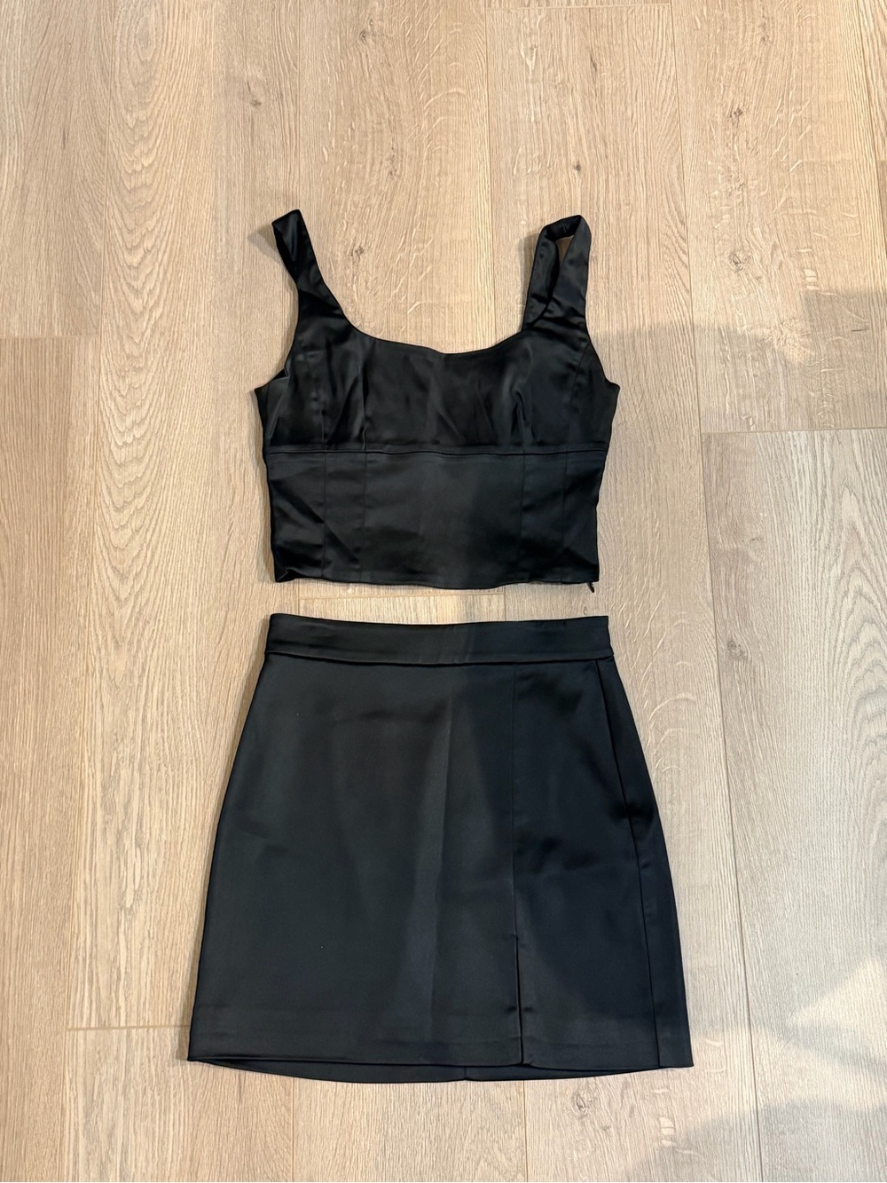Wilfred Black Satin Two-Piece Skirt Set